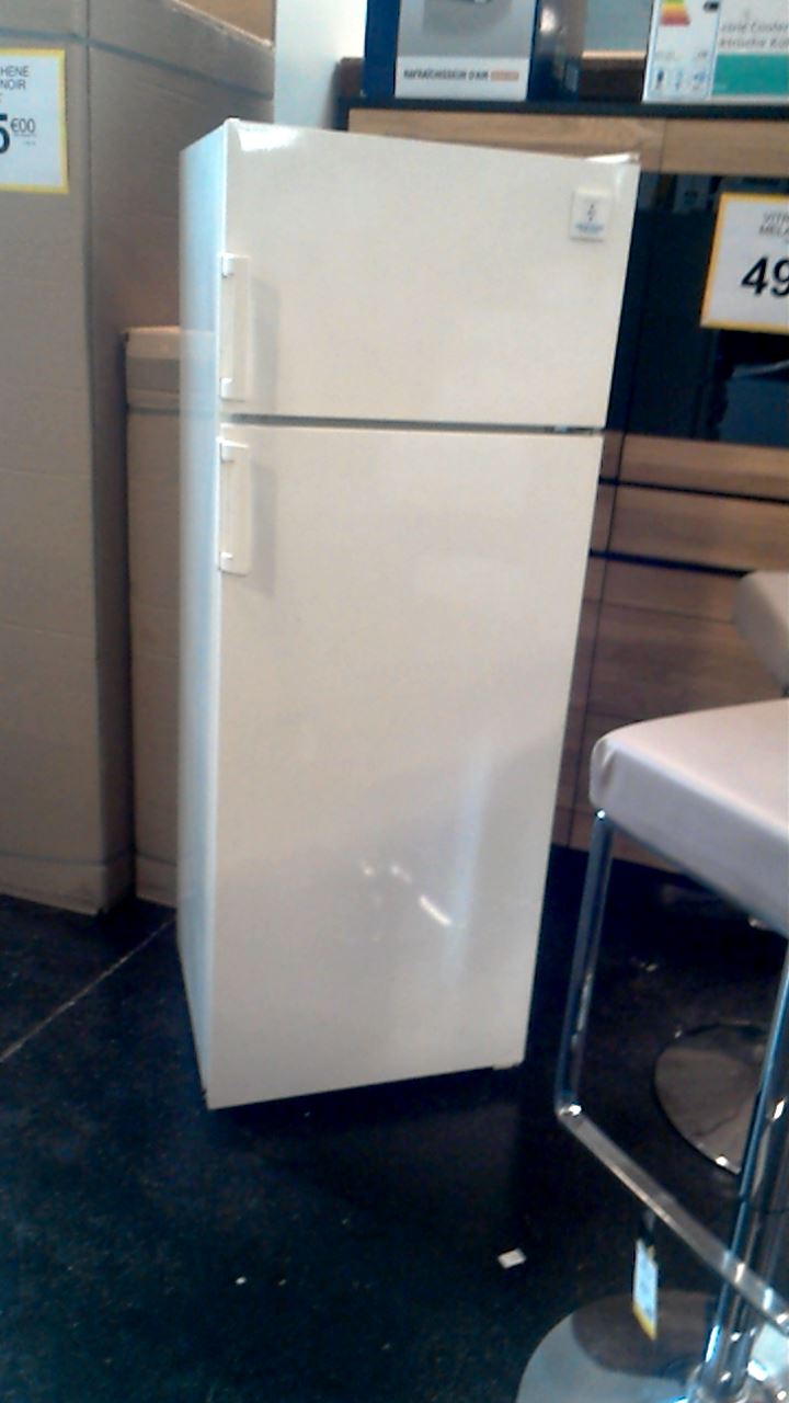 Achat REFRIGERATEUR CONGELATEUR ARTHUR MARTIN occasion - La Valette du