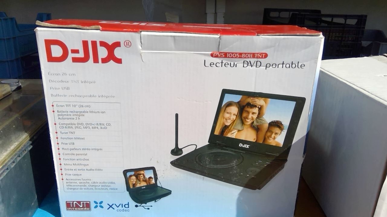 Compre la oportunidad de LECTOR DVD PORT TIL Ales Troc