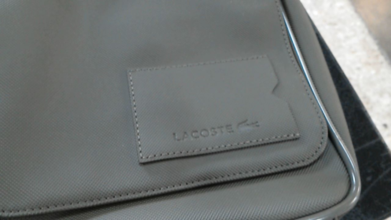 Malette lacoste shop