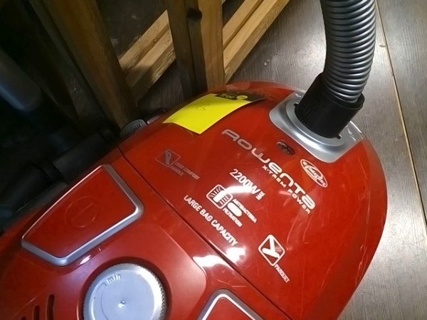 Aspirateur best sale 2200w rowenta